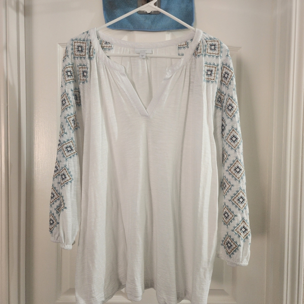 J Jill Embroidered Tunic Size XL
